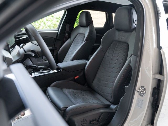 A6 e-tron Avant performance edition one TECH-PRO