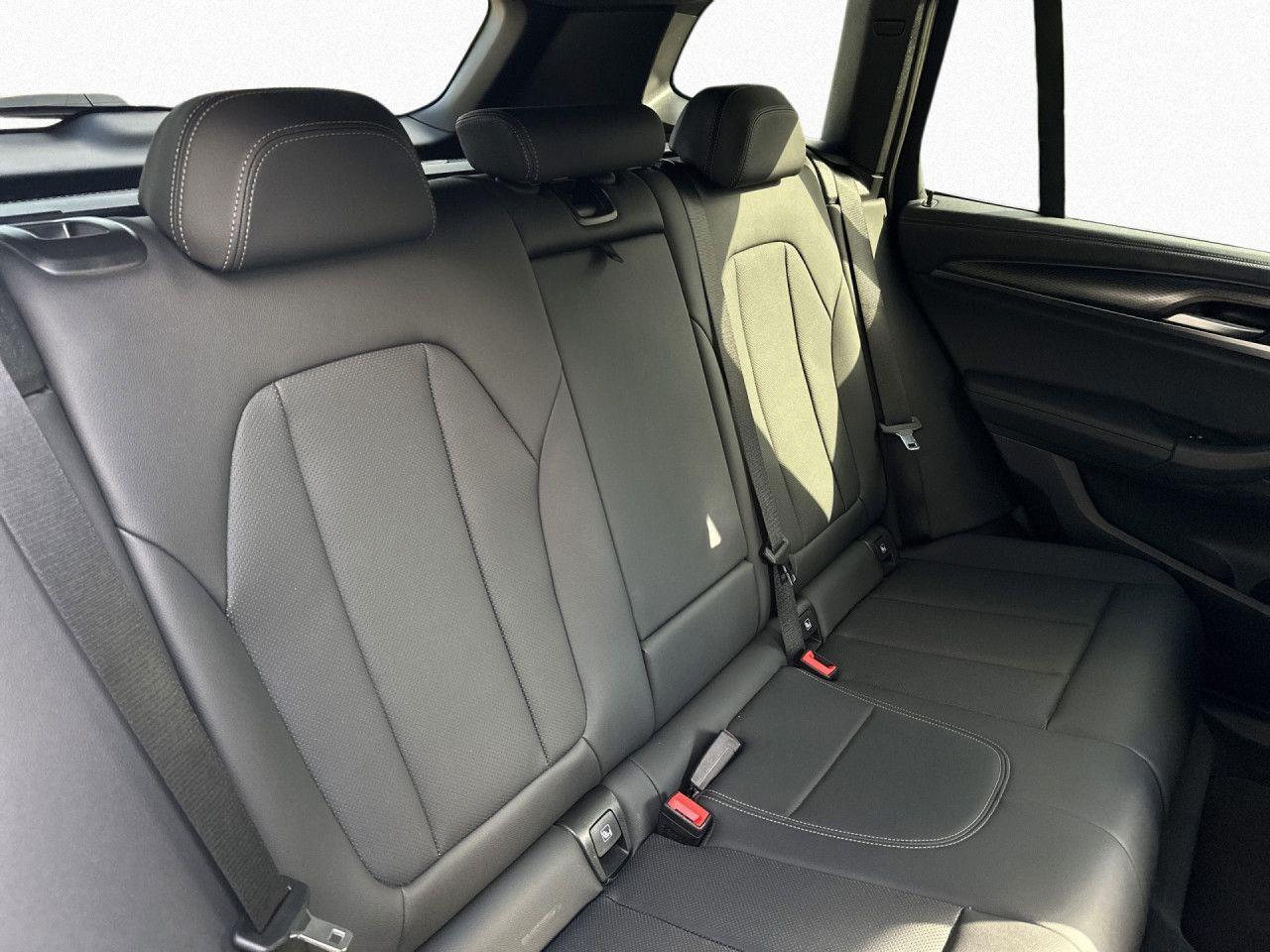 BMW X3 xD 30i M SPORT AdLED Live+ SHZ HiFi AHK 20"