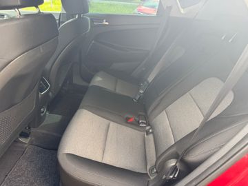 Hyundai TUCSON - 12