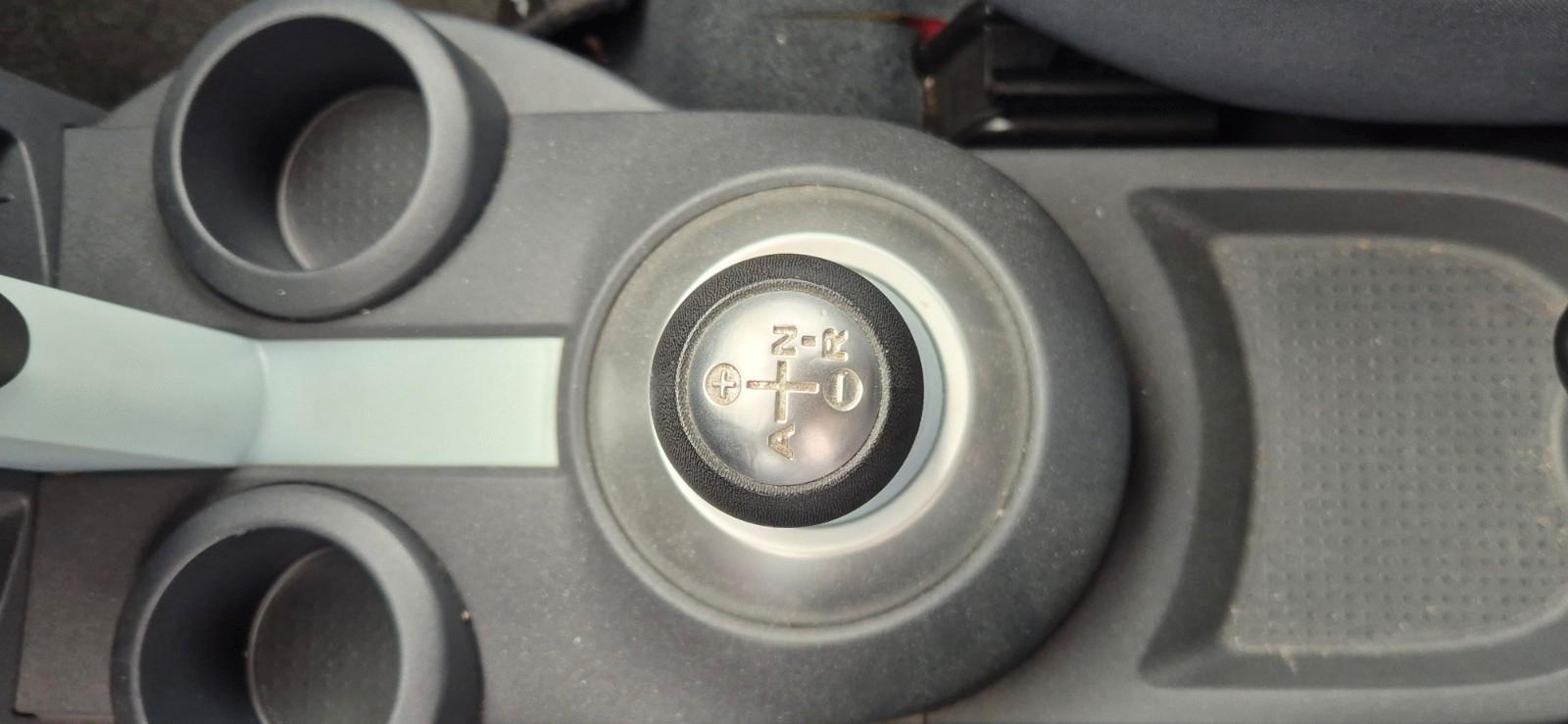 Mitsubishi Colt 2006 — photo 10