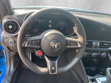 Alfa Romeo Giulia 2.9 V6 Bi-Turbo Quadrifoglio KEYLESS'SHZ'