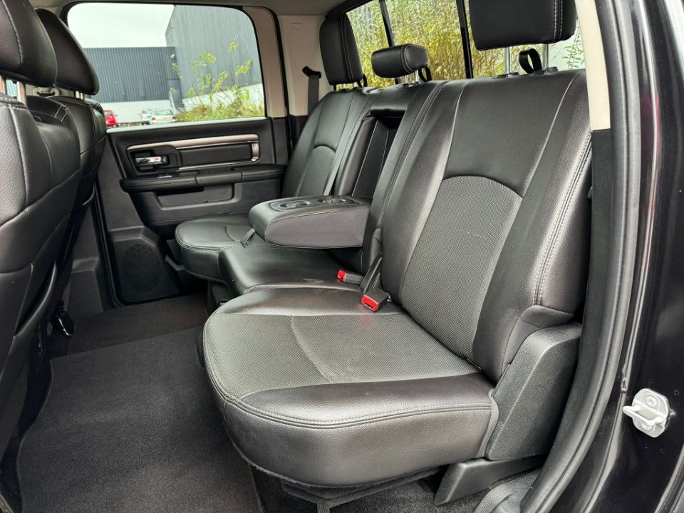 Fahrzeugabbildung Dodge RAM 5.7 4x4 CrewCab Leder MwSt. nur gewerblich!