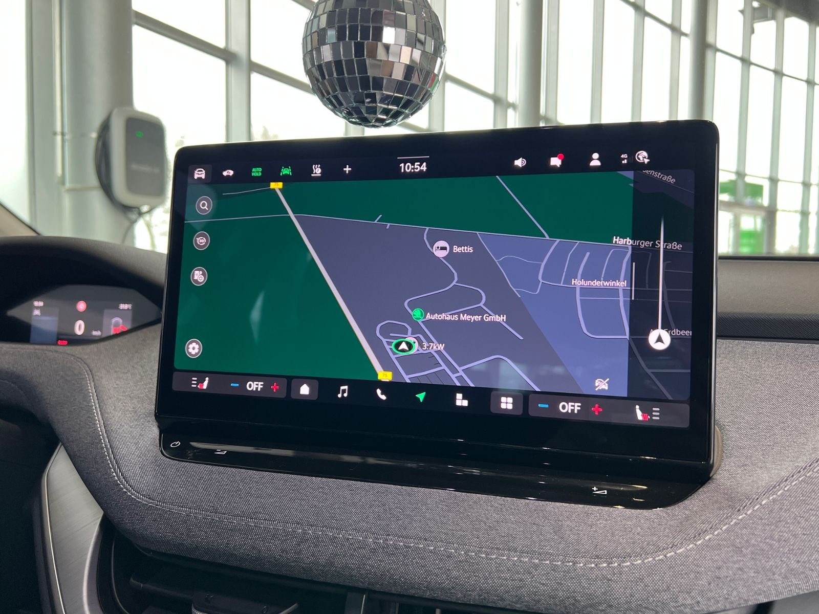 Fahrzeugabbildung SKODA Enyaq 60 *AHK, Matrix-LED, Smart Link, LM"-20*