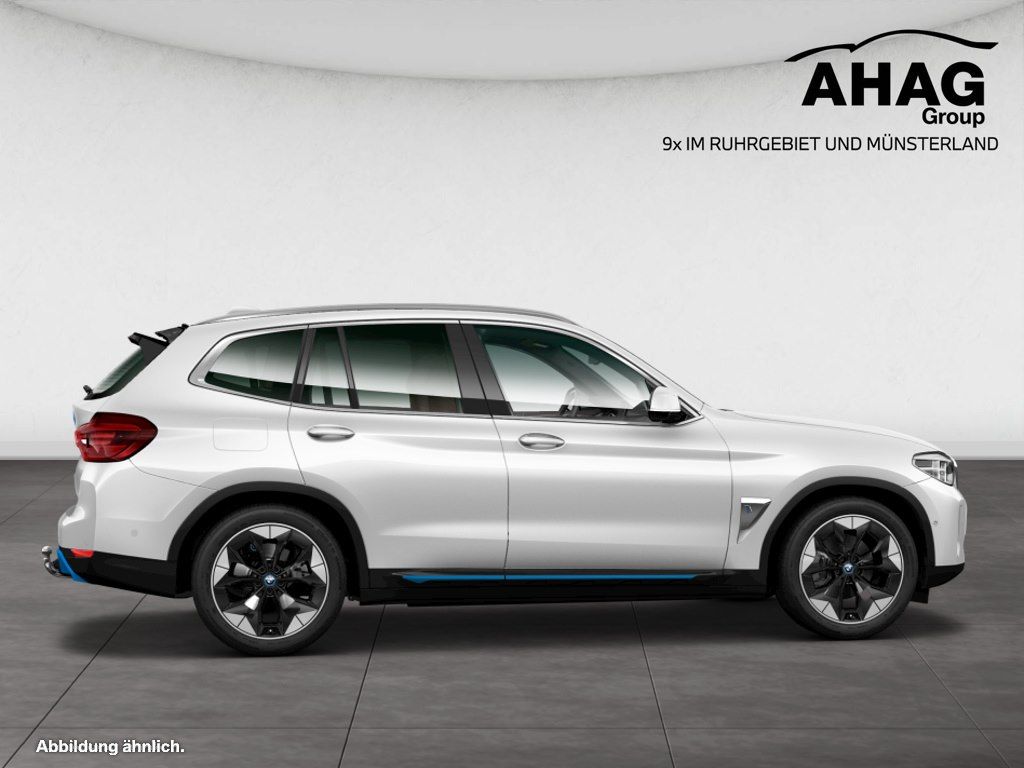 BMW iX3 - Bild 8