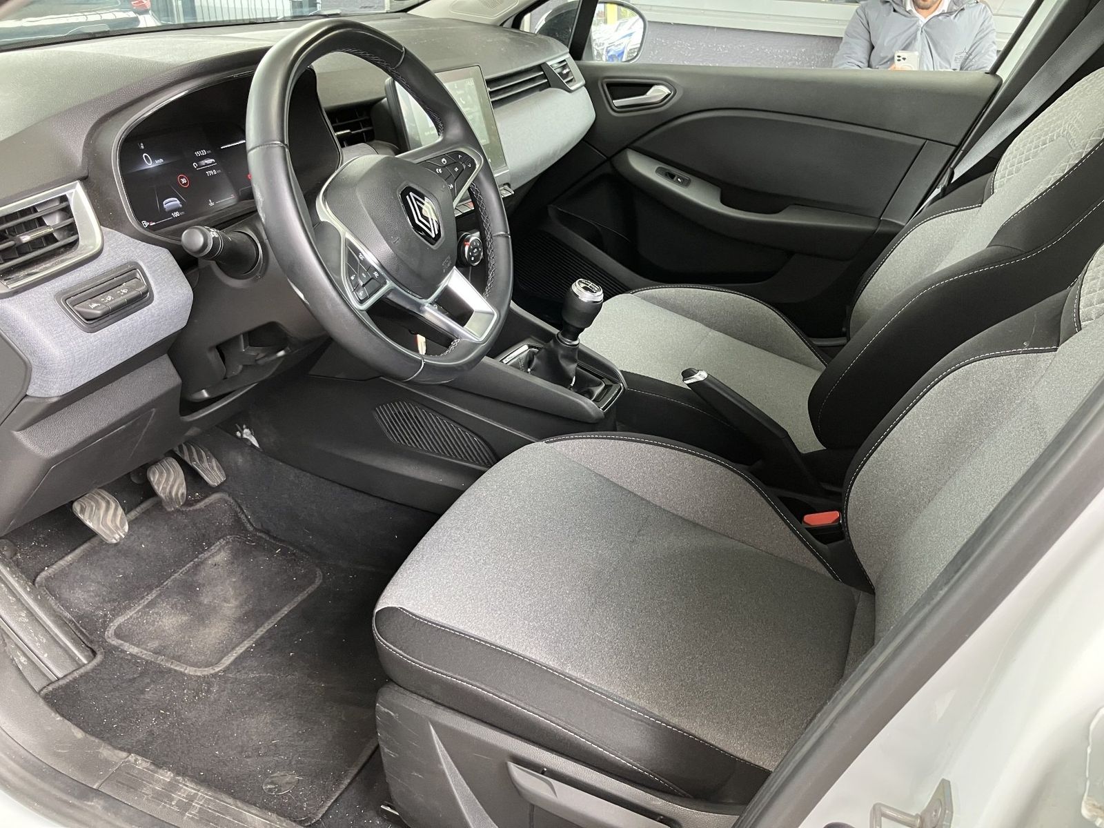 Renault Clio - Bild 7