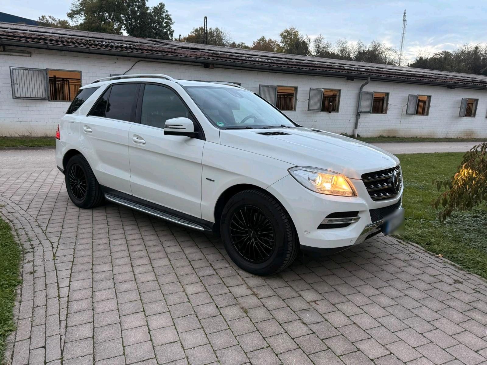 Mercedes-Benz ML 350