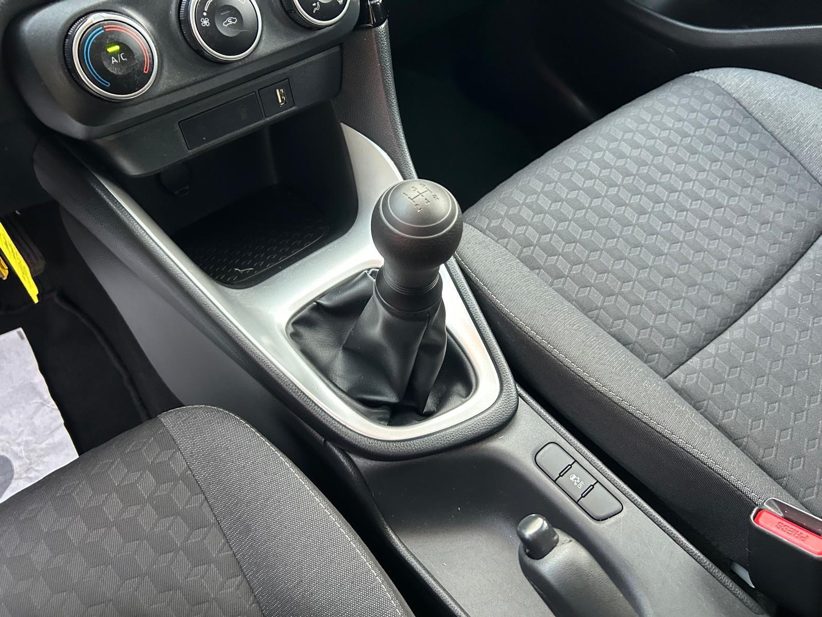 Toyota Yaris Comfort/KLIMA/GJR/KAM/TÜV NEU/ACC/FREISPRE
