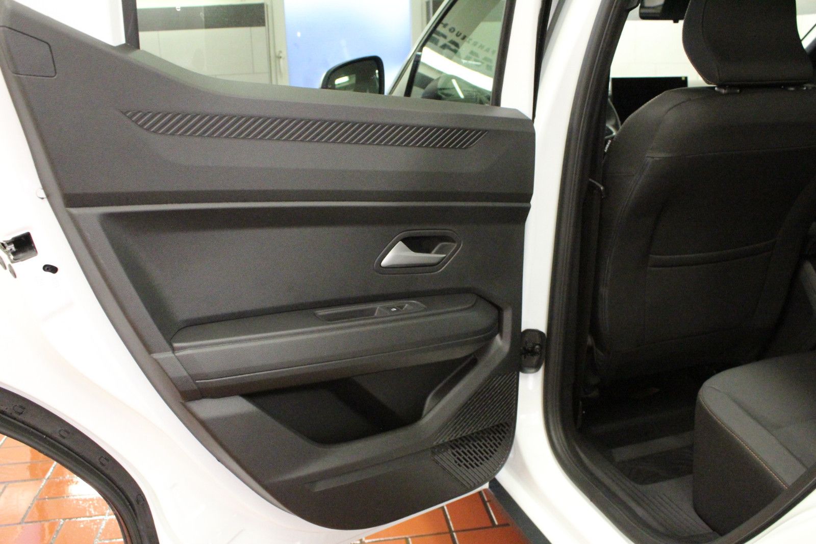 Fahrzeugabbildung Dacia Duster mild hybrid 140 Extreme *Winterp.*MY 26