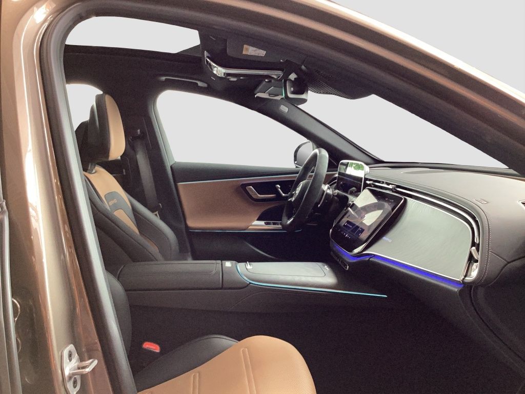 Fahrzeugabbildung Mercedes-Benz E 53 HYBRID 4M+ AMG*DISTR*PANO*V-Max*MASSAGE*AHK