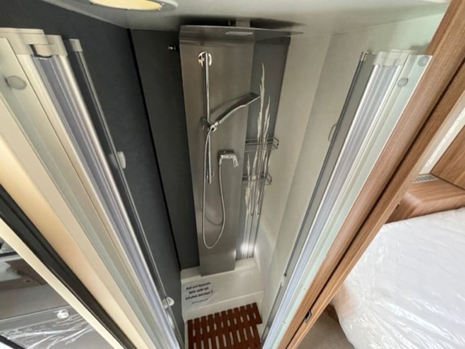 Fahrzeugabbildung Eura Mobil Integra 760 QF Automatik, Leder, LuminaryPlus