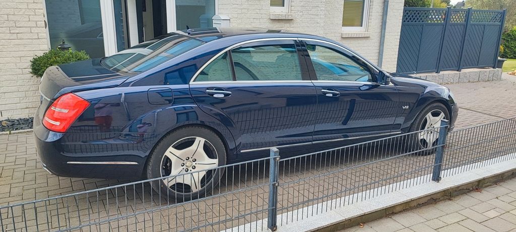 Mercedes-Benz S 600
