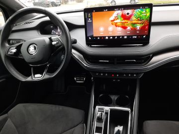 Skoda Enyaq Sportline 80 Wärmepumpe Kamera Matrix