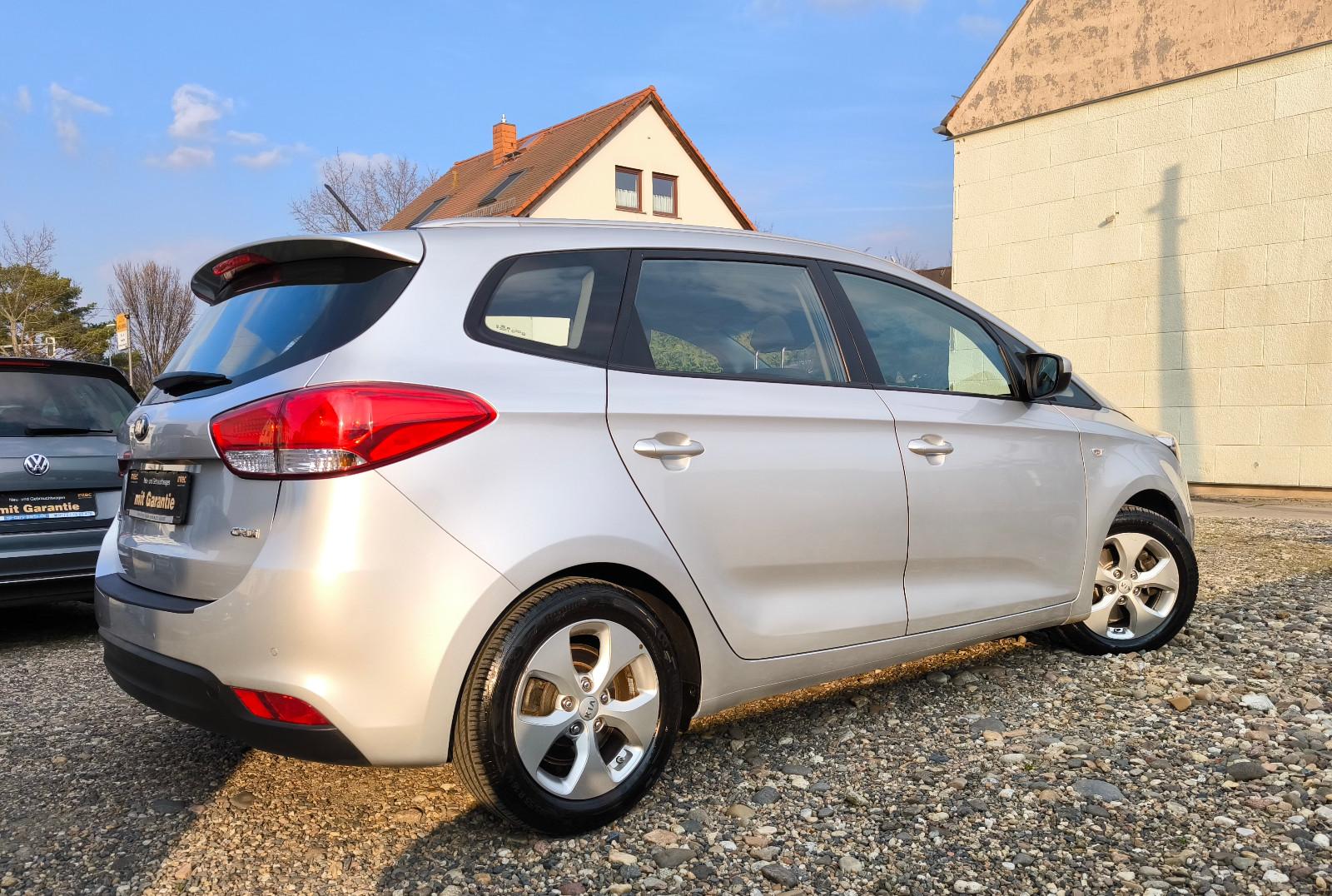 Kia Carens Edition 7#Klima#Sitzheizung#Einpark#1HA