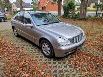 2004 Mercedes-BENZ C 180 — фото 1