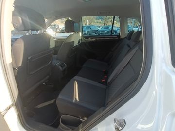 Volkswagen Tiguan - 8
