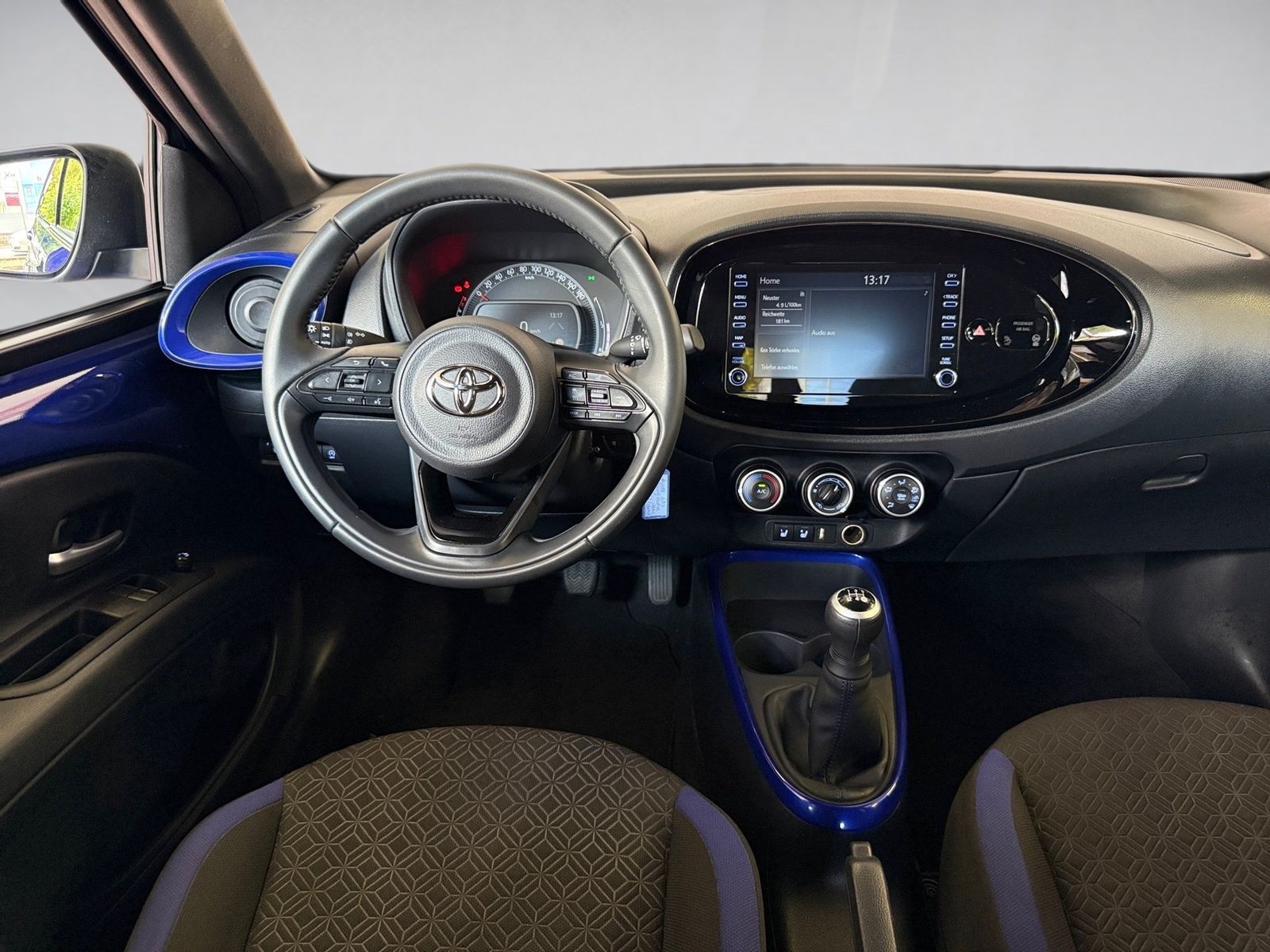 Fahrzeugabbildung Toyota Aygo X 1.0 Pulse Kamera,SHZ,ACC,PDC,LM