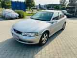 Opel vectra Automatik - gebrauchte Opel Vectra aus dem Jahr 2001