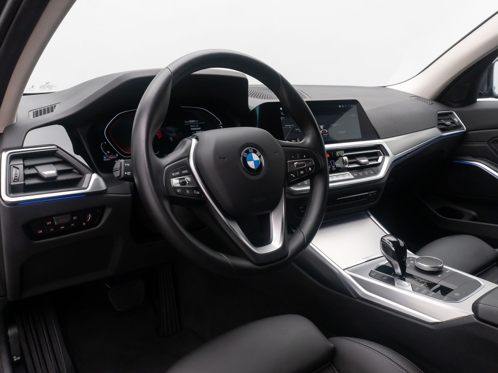 Fahrzeugabbildung BMW 320d xD Sport Line Alarm AHK DAB HiFi DrivAssist