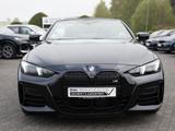 BMW 440i Cabrio xDrive FACEL. 360° LED ACC NAVI H/K - schwarze BMW 440