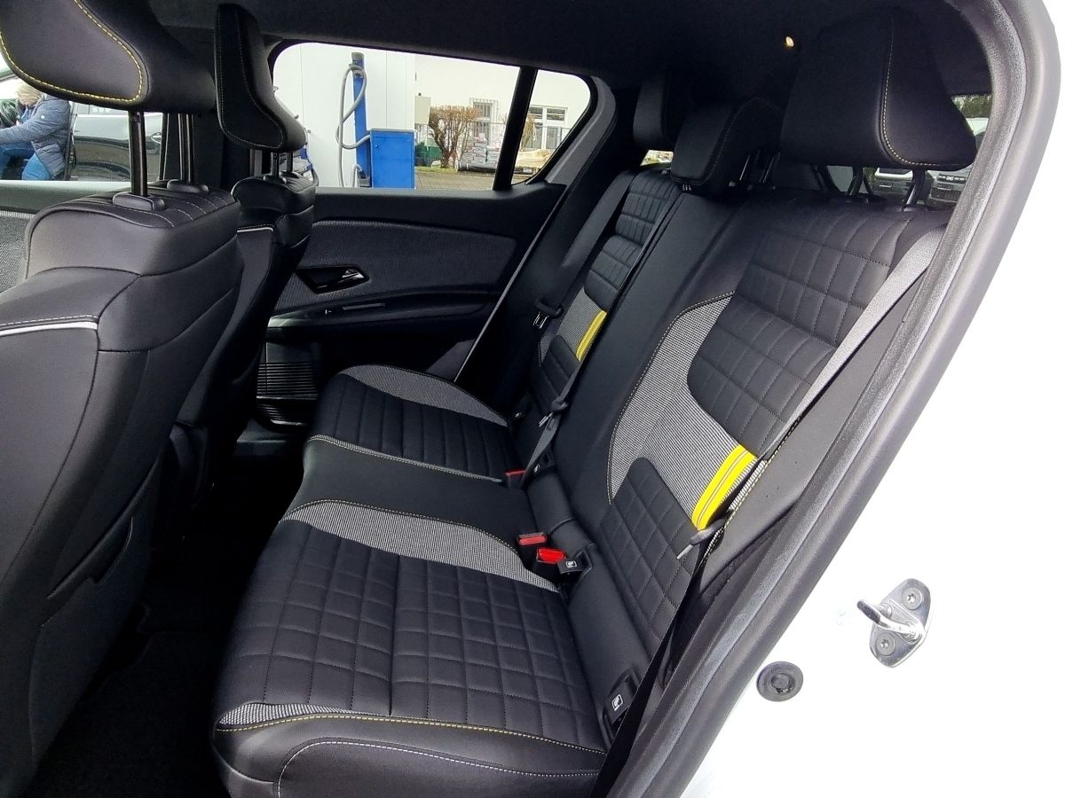 Fahrzeugabbildung Renault R 4 E-Tech elektrisch Iconic 150 Comfort Range
