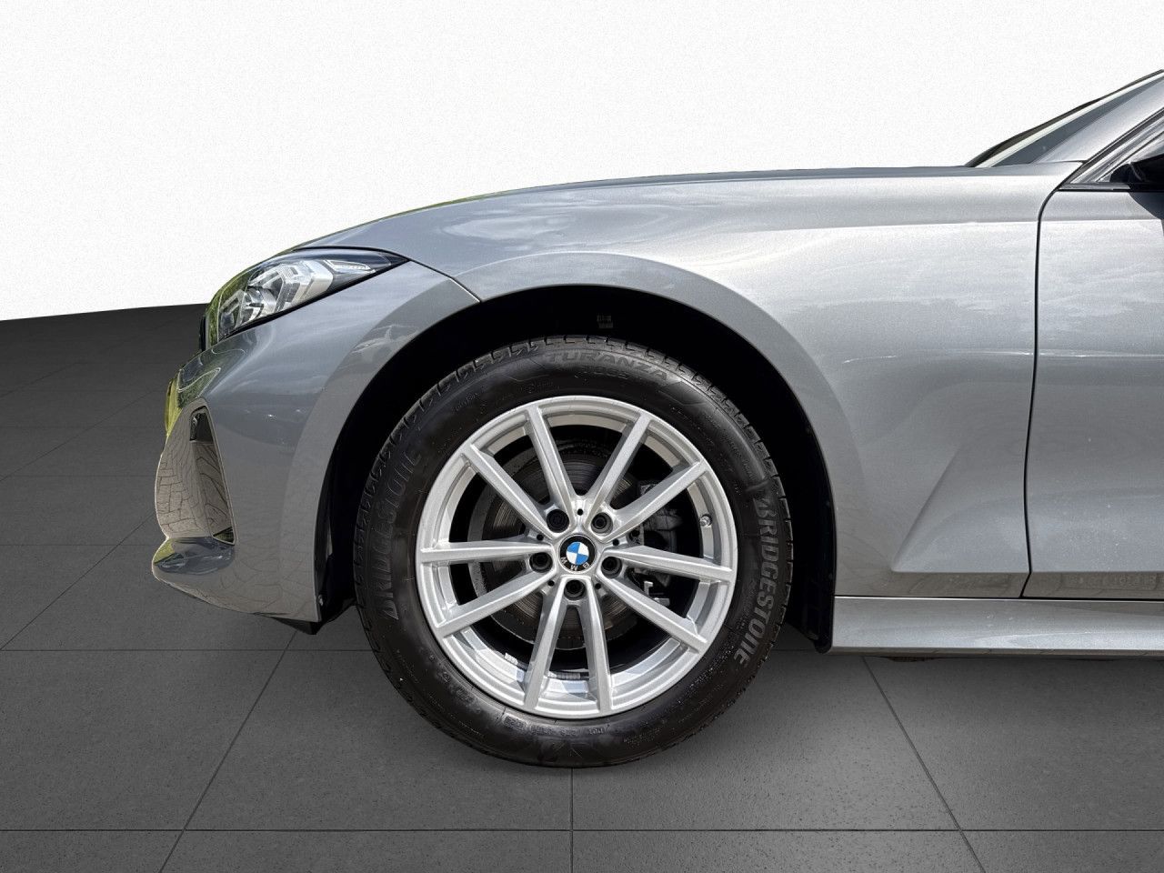 BMW 318i Touring Aut. LC+ LED Tempo SHZ DAB+ Navi foto 16