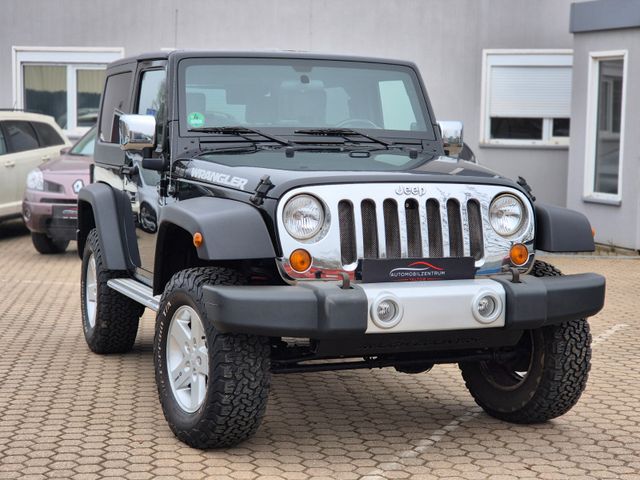 Jeep Wrangler Unlimited Sport 3.8 Sport