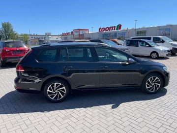 Volkswagen Golf - 4