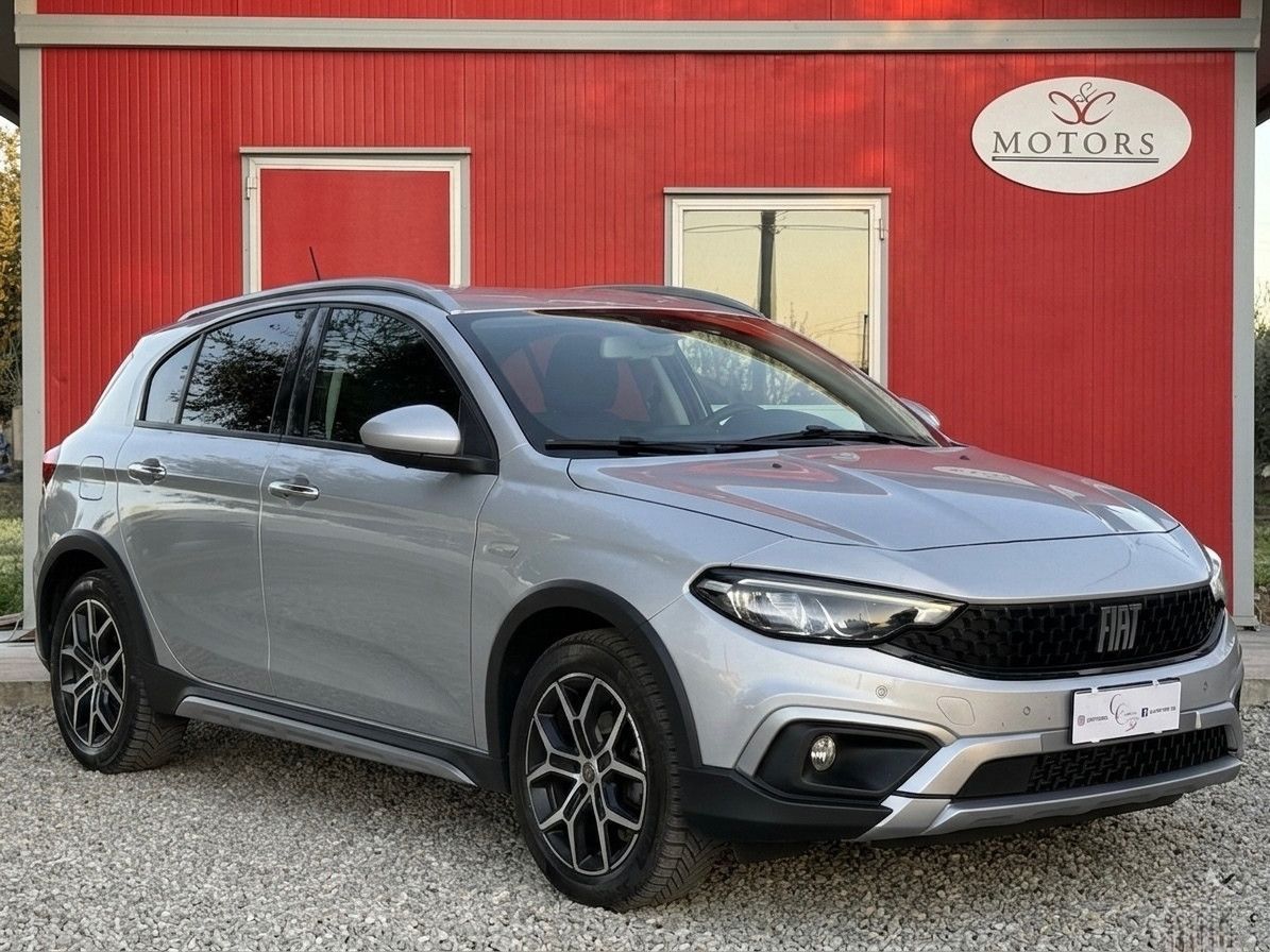 Fiat Tipo 1.6 Mjt S&S 5 porte Cross imagem 2