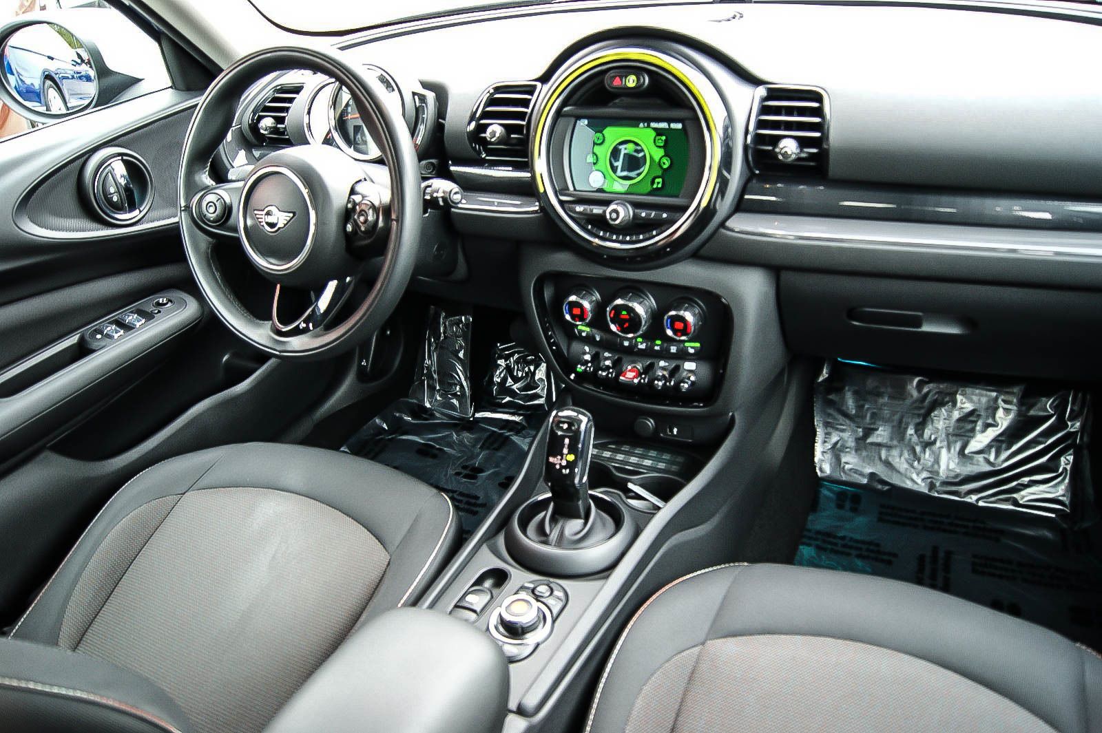 Fahrzeugabbildung MINI Cooper D Clubman Aut. PEPPER CARPLAY KAMERA LED