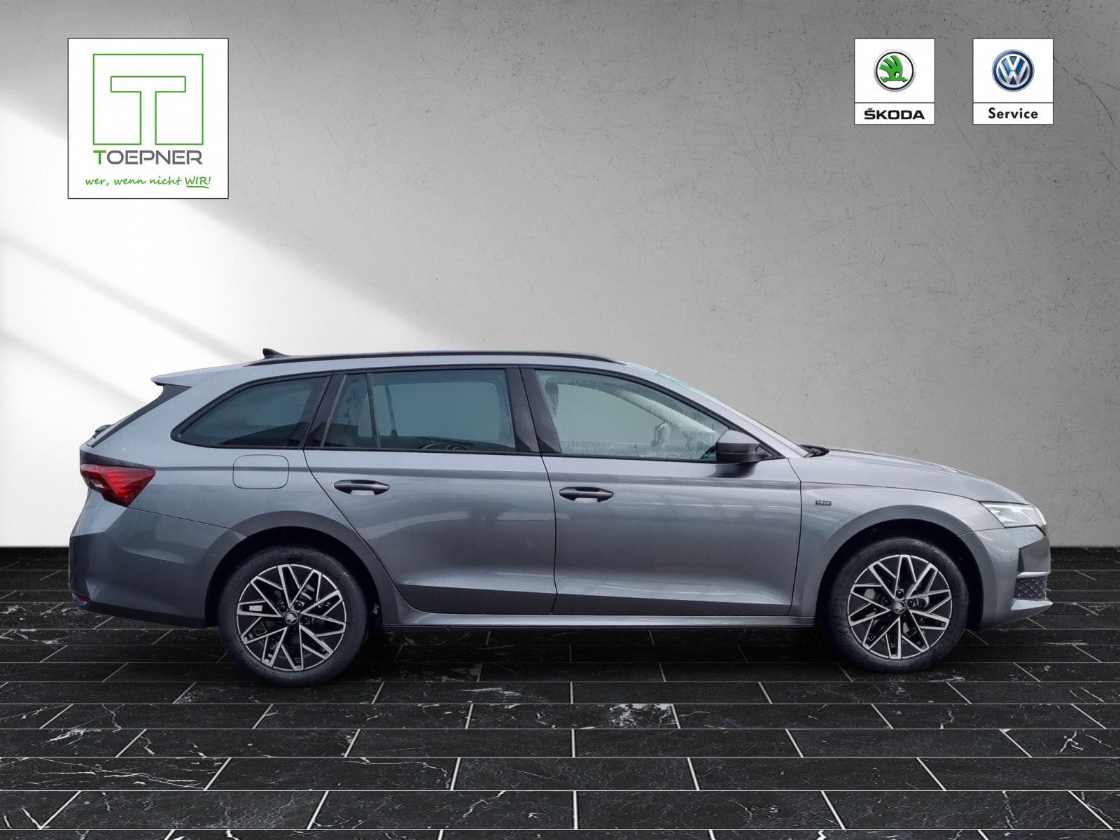 Fahrzeugabbildung SKODA Octavia Combi Tour 2,0 TDI AKH Licht+Sicht+
