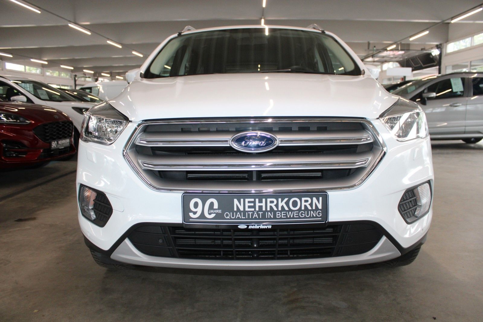 Fahrzeugabbildung Ford Kuga TREND KLIMA AHK WinterPaket Allwetter