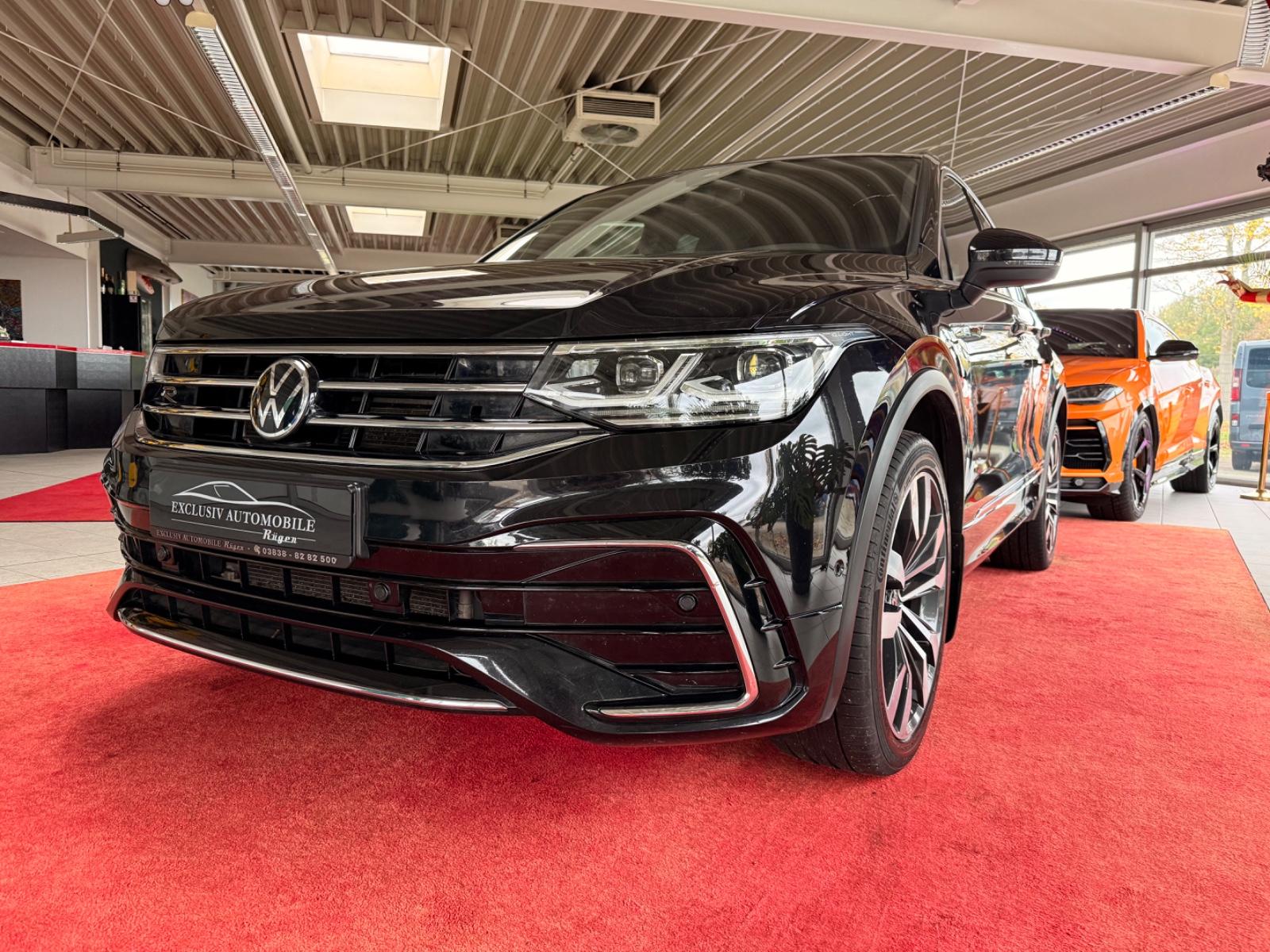 Volkswagen Tiguan R-Line 4Motion AHK ACC Standheizung 20"