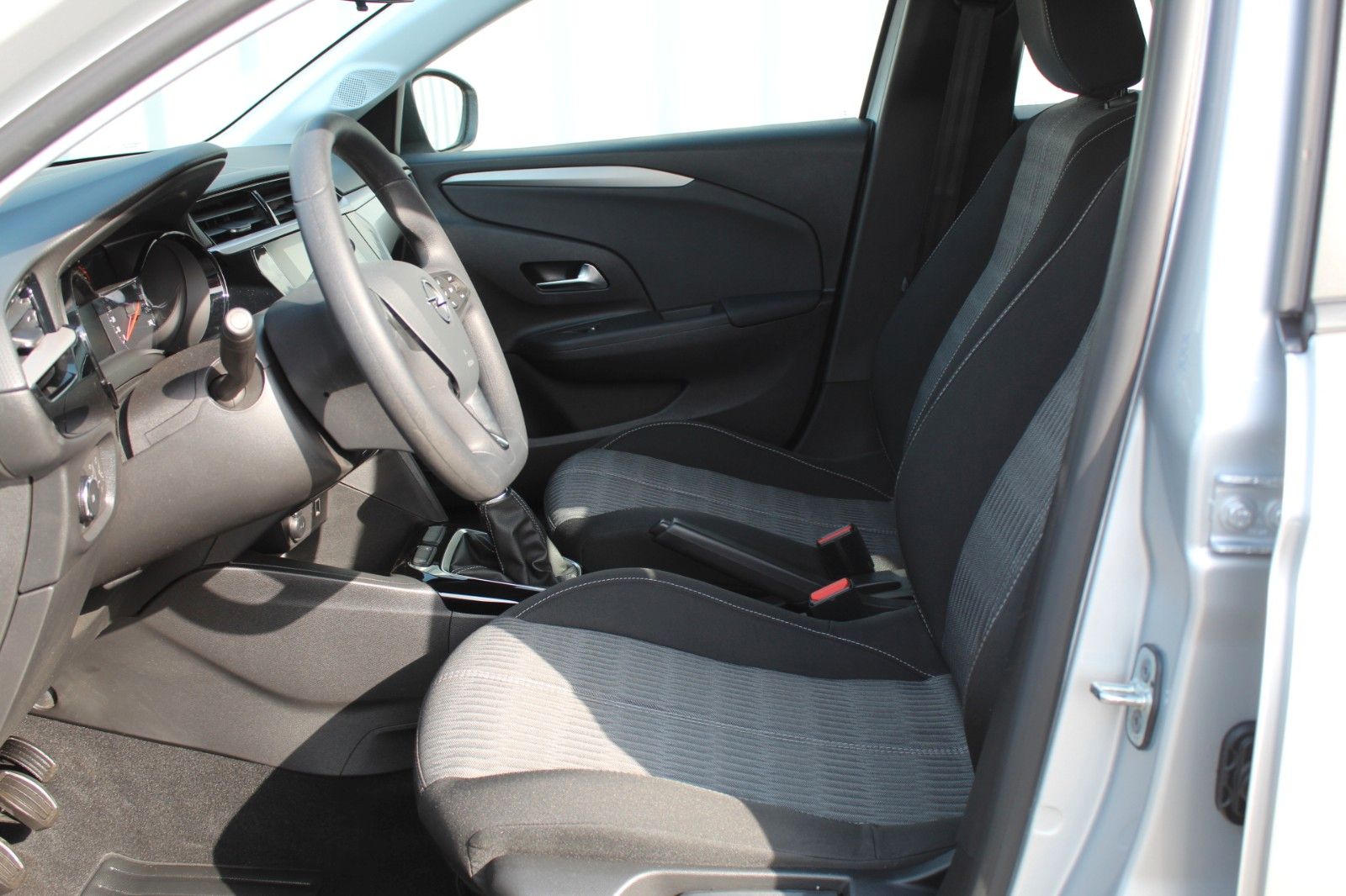 Fahrzeugabbildung Opel Corsa F Edition*Allwetter*Klima*Multimedia