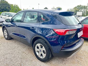 Ford Kuga - 4