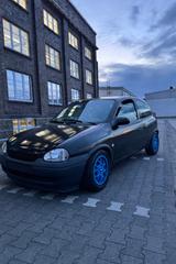 Opel Corsa 1.2 16V Edition 2000 - Opel Corsa Edition-2000