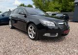Opel InsigniaA Sports Tourer Innovation2.0 Scheckheft - Opel Insignia aus 2011: Sports Tourer