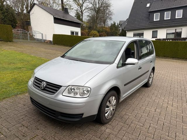 Volkswagen VW Touran 1.9 TDI 1. Hand TÜV AHK Scheckheft