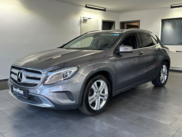 MERCEDES-BENZ GLA 200 CDI / d Urban*SHZ*AHK*Teilleder*