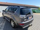 Mitsubishi Outlander 2.2 DI-D Invite 4WD Euro5 Klima TC-SST - Mitsubishi Outlander mit Diesel-Antrieb: Allradantrieb, Geländewagen, Automatik, 2.2