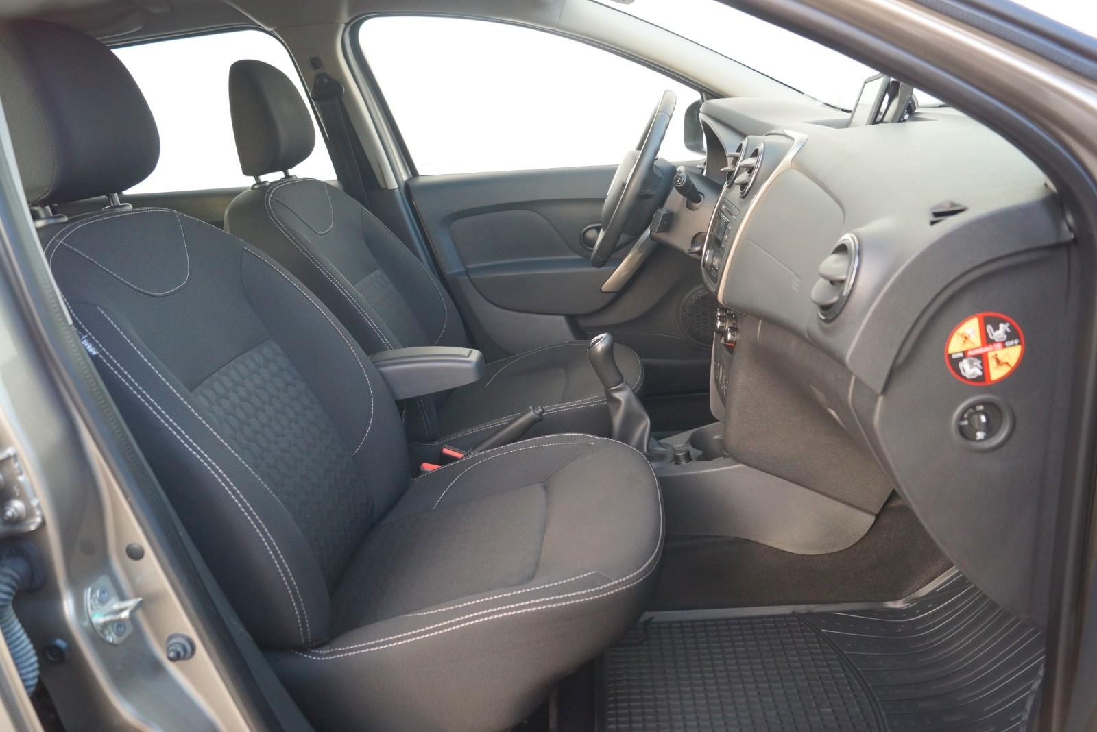 Dacia Logan 2015 — photo 15