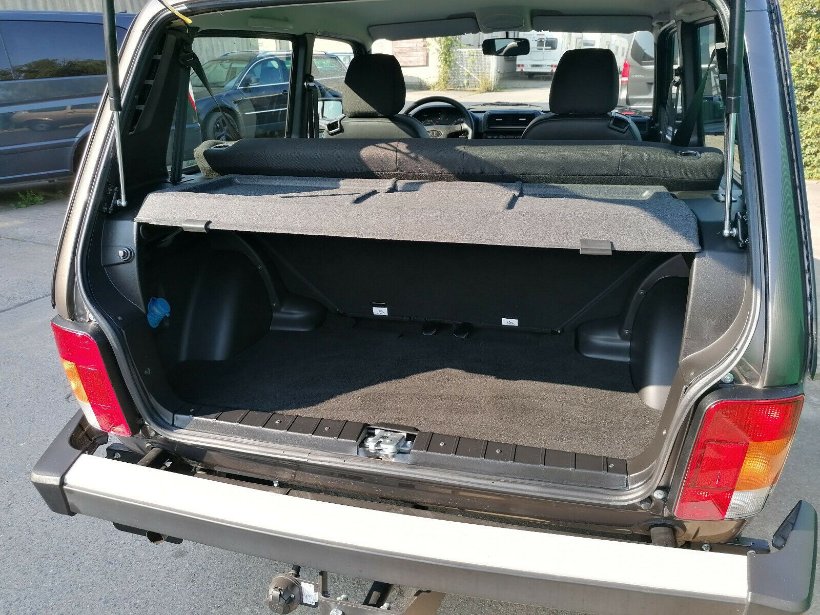 Fahrzeugabbildung Lada NIVA  LEGEND "NORMA" ROSTSCHUTZ! AHK! GARANTIE!