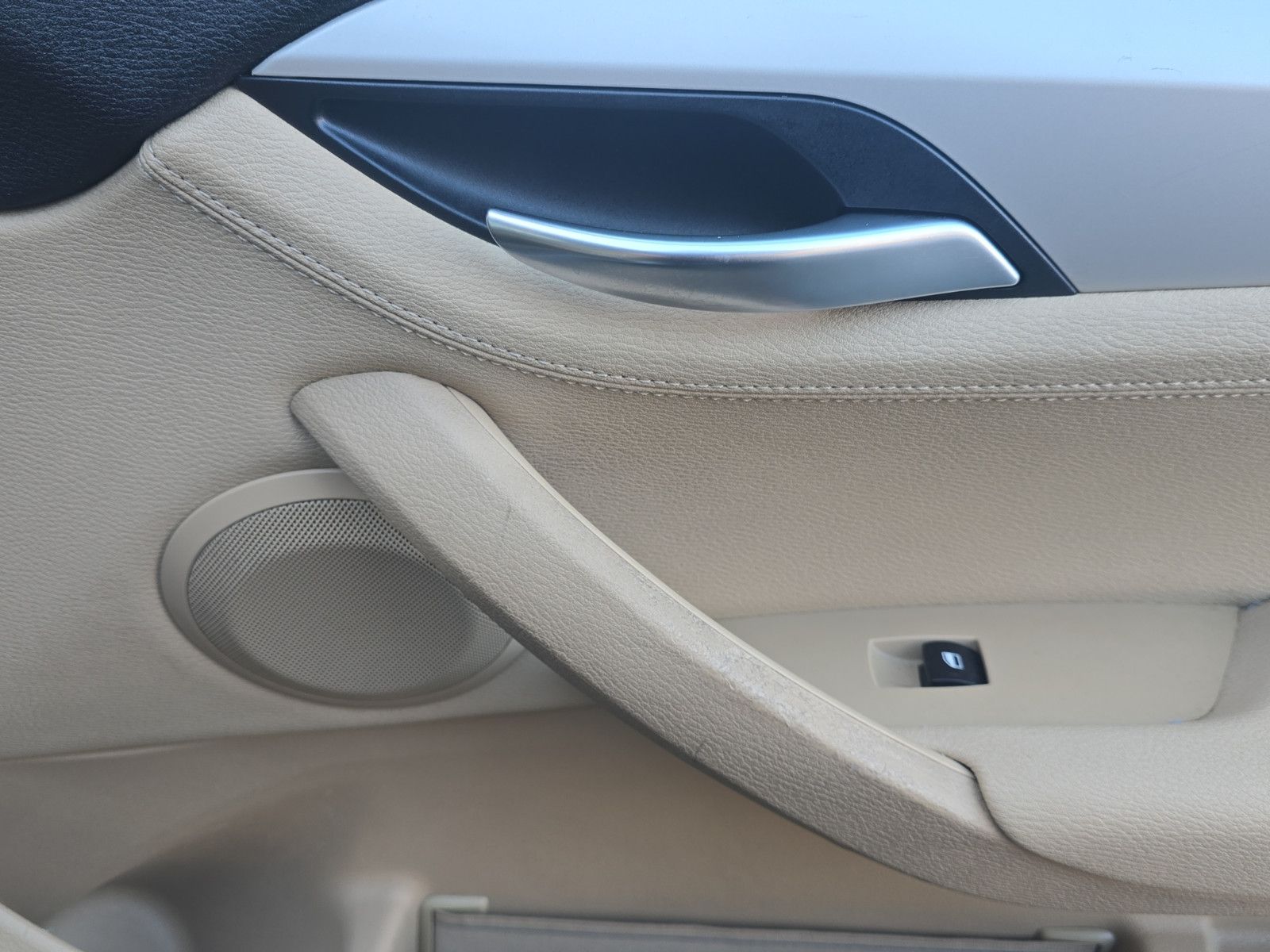 Fahrzeugabbildung BMW X1 25 d xDrive Automatik Leder Klima Navi PDC