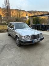 Mercedes-Benz 300 TD W124 / S124  - Mercedes-Benz 300 Kombi 300td mit Diesel-Antrieb