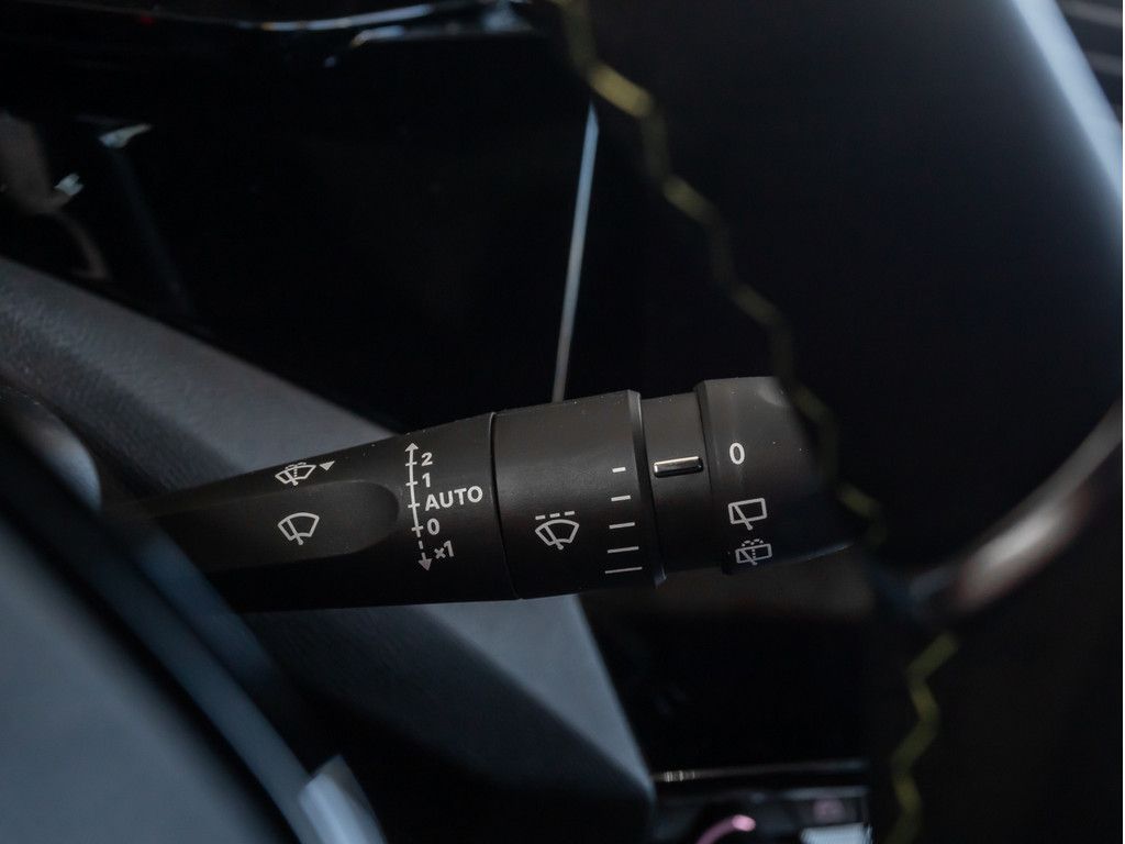 Peugeot 308 - Bild 17