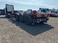 Fahrzeugabbildung Andere HFR SB240