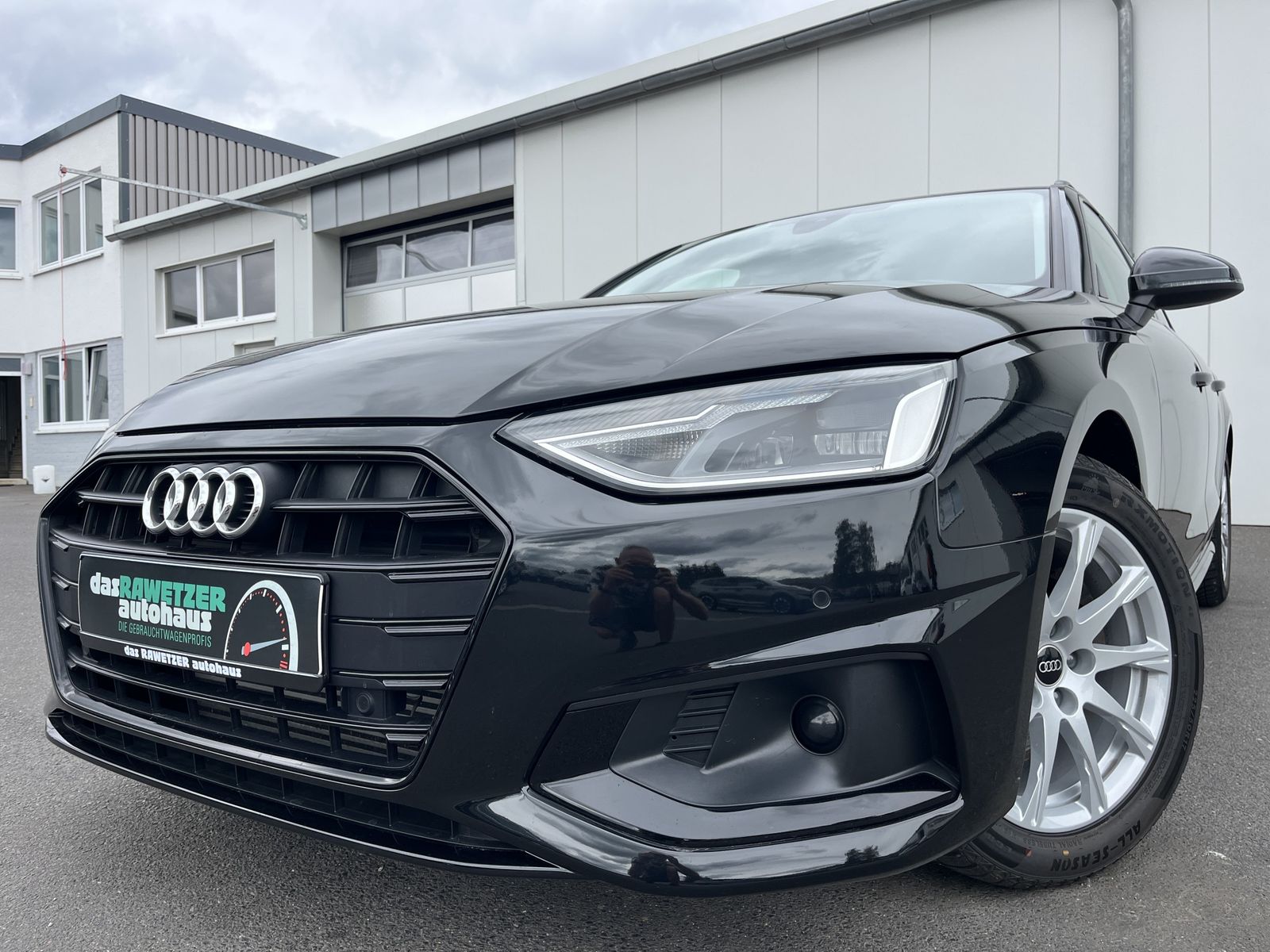 Audi A4 - 1