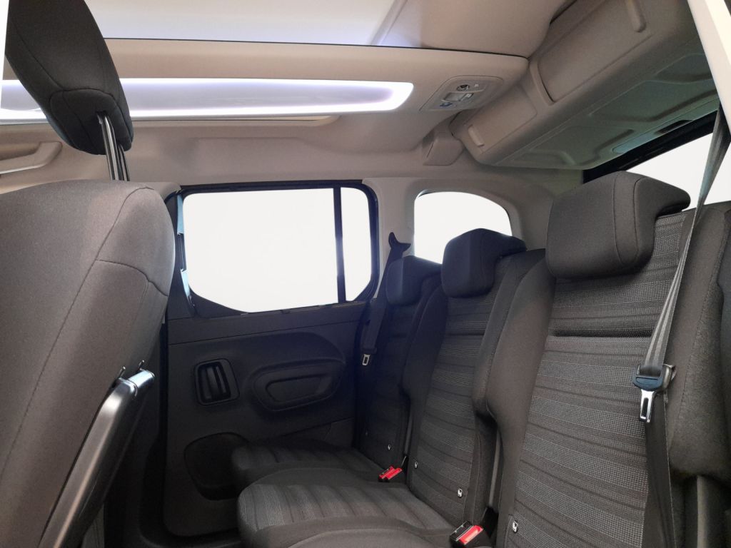 Fahrzeugabbildung Opel Combo e-Life Ultimate