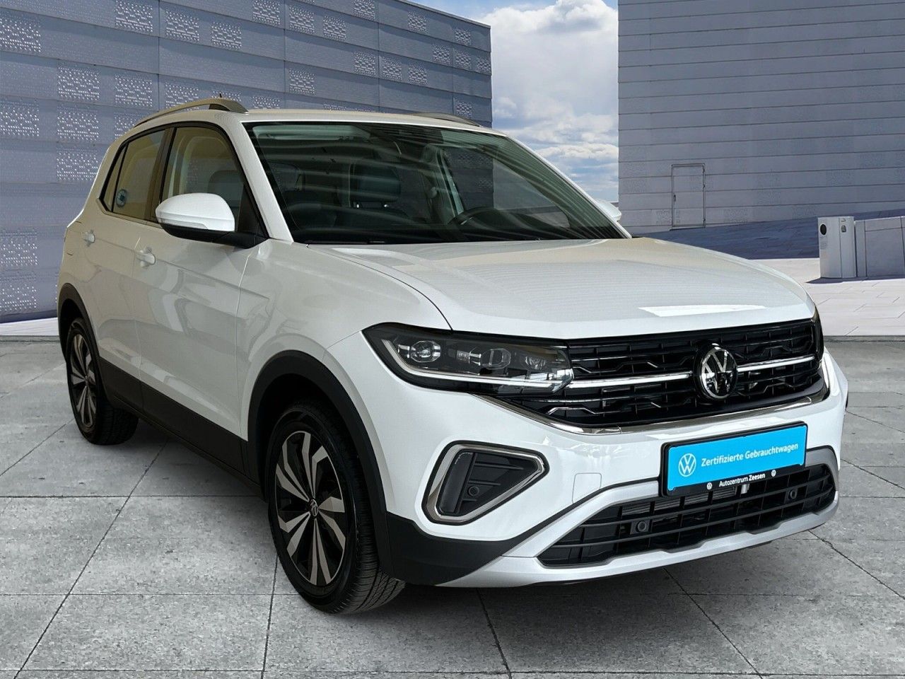 Volkswagen T-Cross 1.0 TSI Style BAA USB DAB EPH MAL SHZ RS foto 2