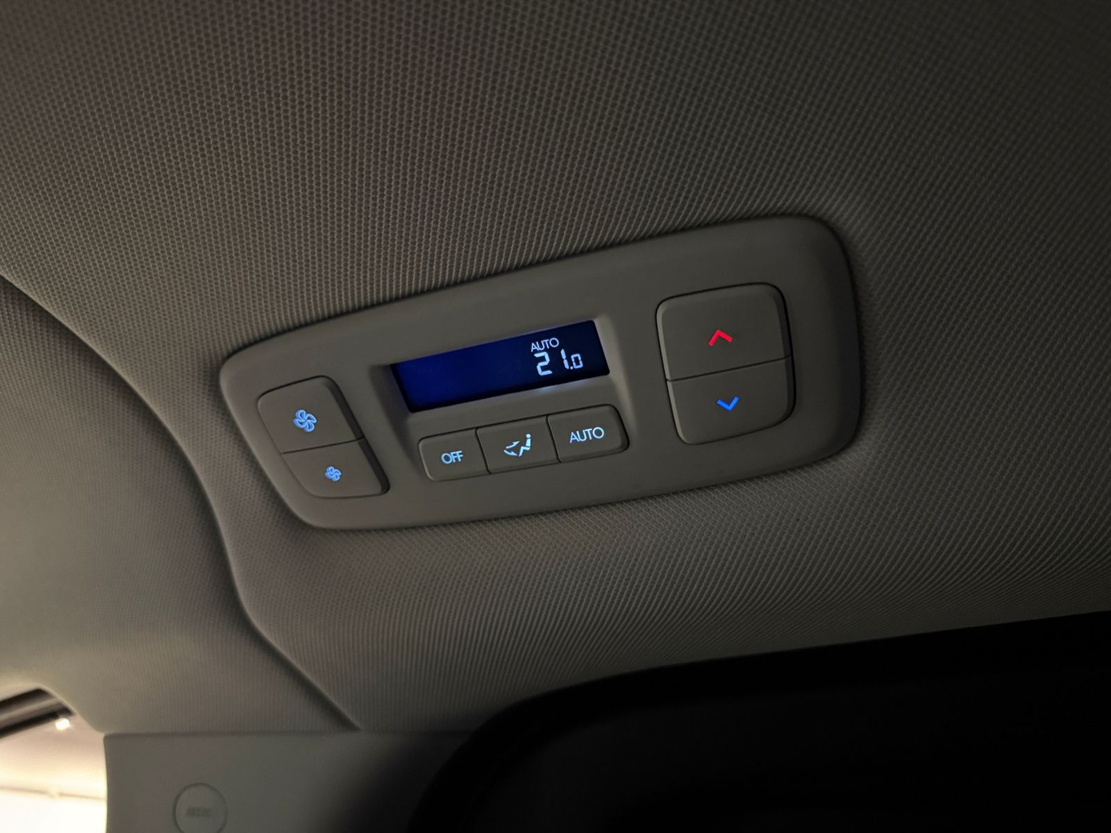 Fahrzeugabbildung Hyundai STARIA Prime 4WD PANO 360° LED NAV SHZ