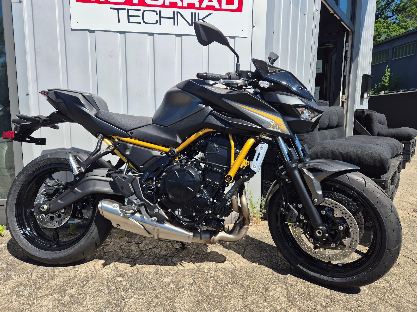 Kawasaki Z 650 S Sport + Starter-Bonus